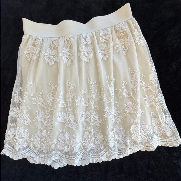 Forever 21 lace skirt ivory size L - Picture 7 of 11